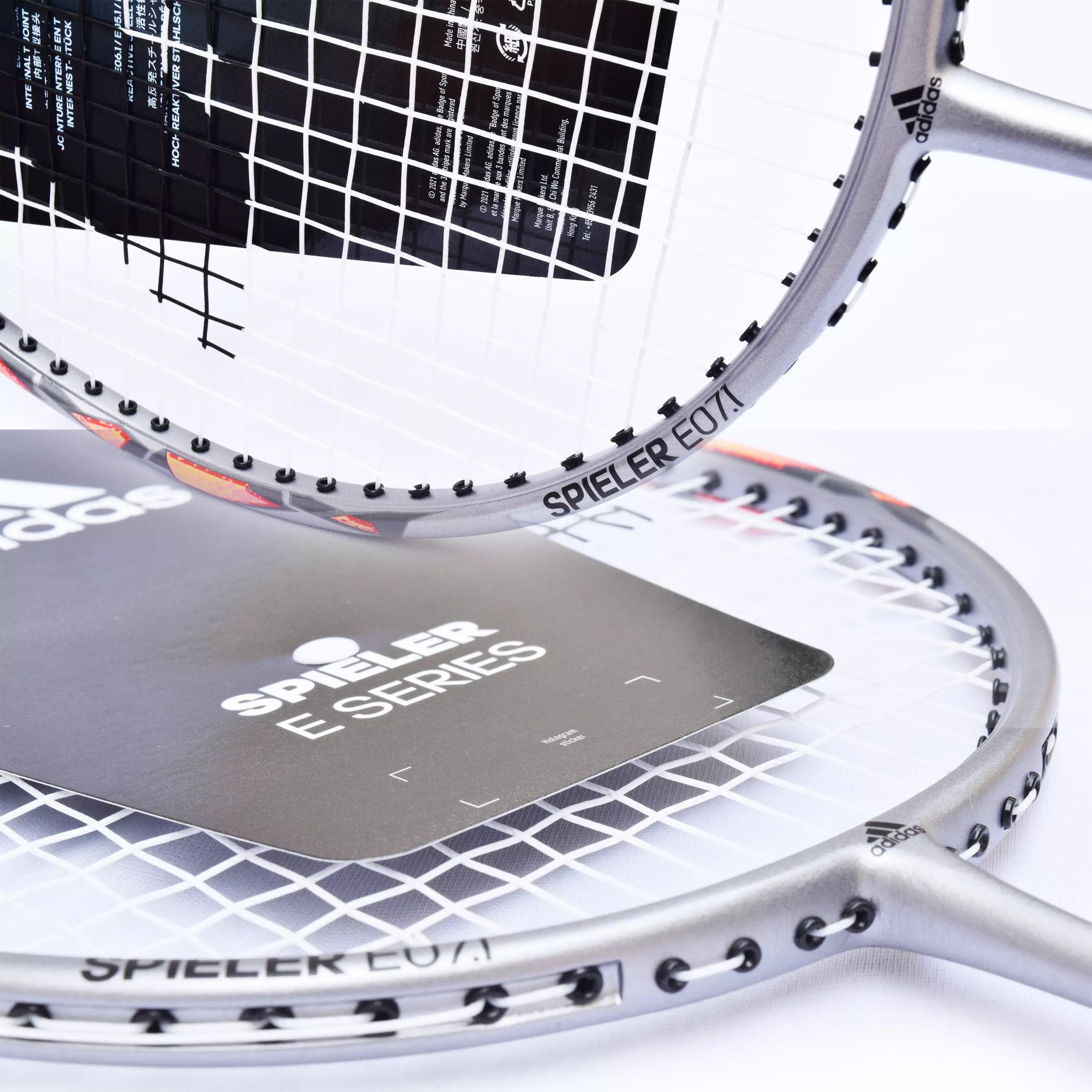 Paket Raket Badminton Spieler E07.1 Matte Silver dan Grip Adidas Overgrip Black