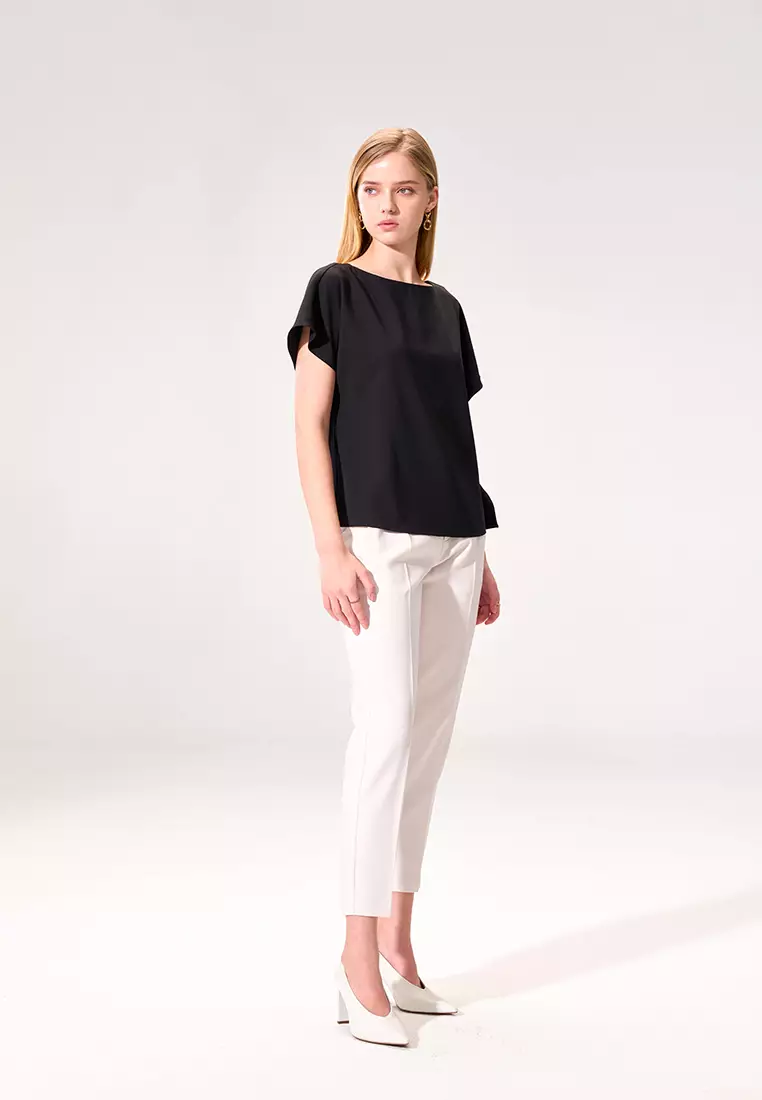 Black Asymmetrical Shoulder-to-Shoulder Top