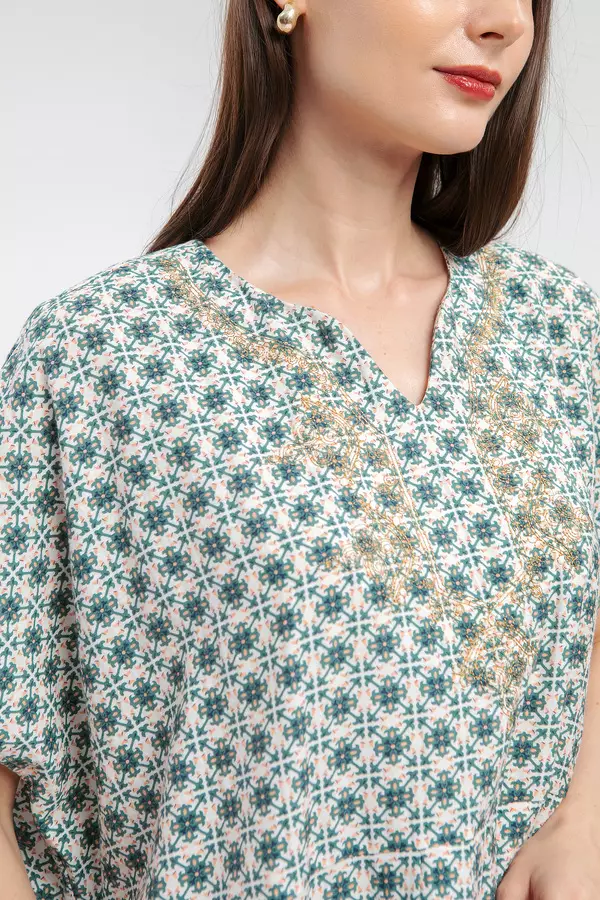 MINIMAL - Dhania - Kaftan Motif Bordir - Beige Warna Beige