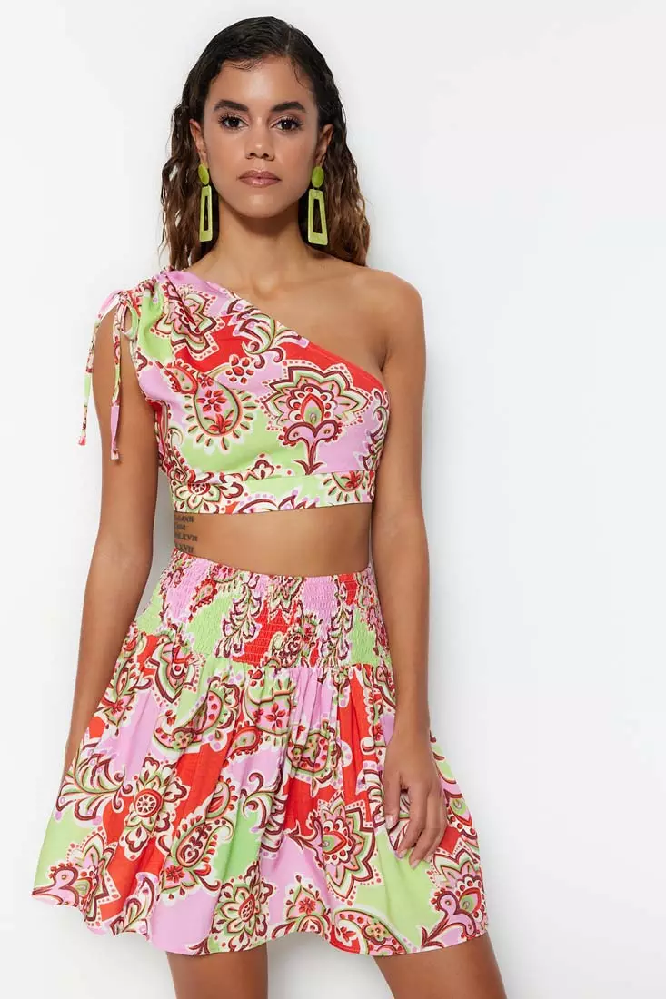 One shoulder hot sale skirt set