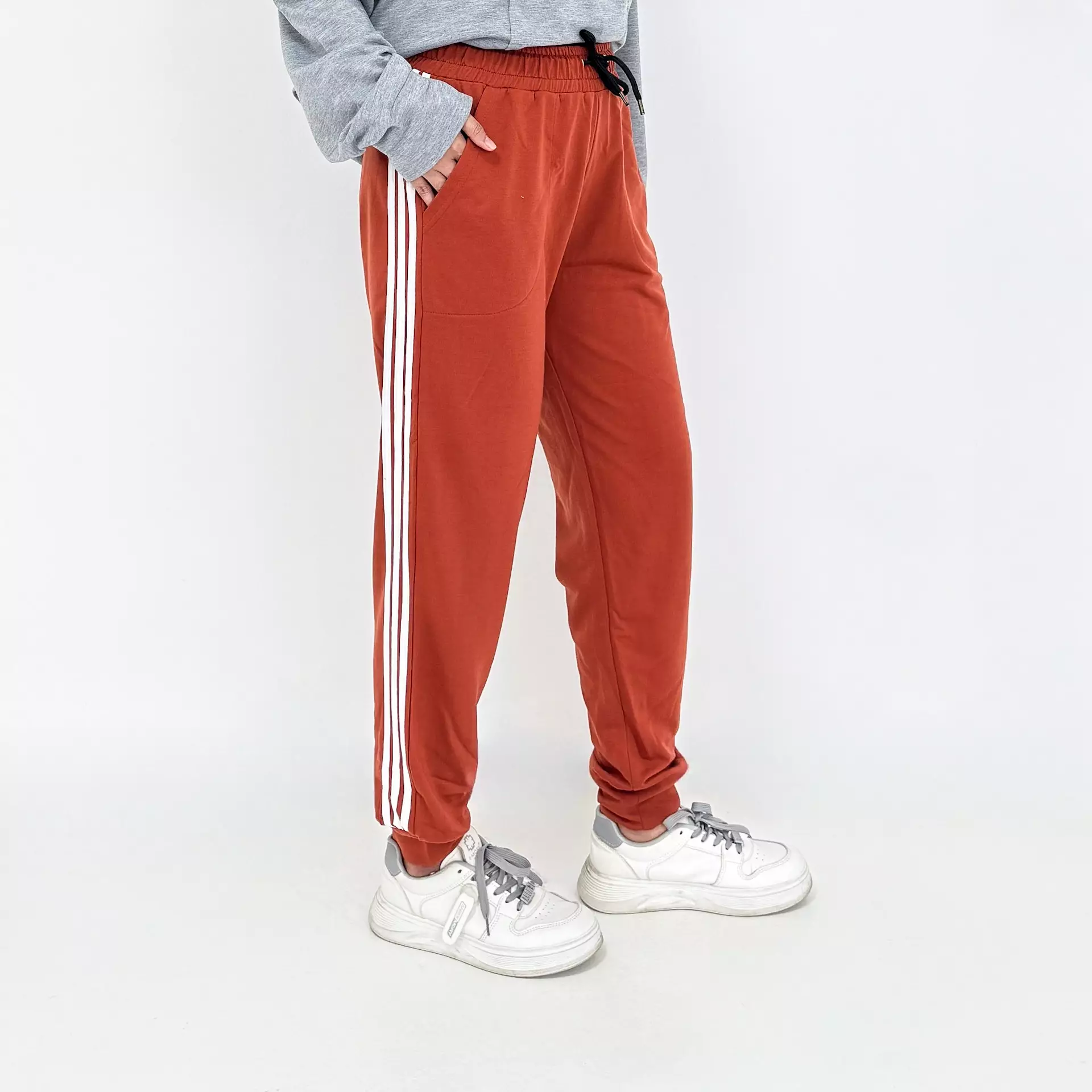Raima Set Sporty Jogger Pants GREY TERACOTA Setelan Baju Olahraga Wanita
