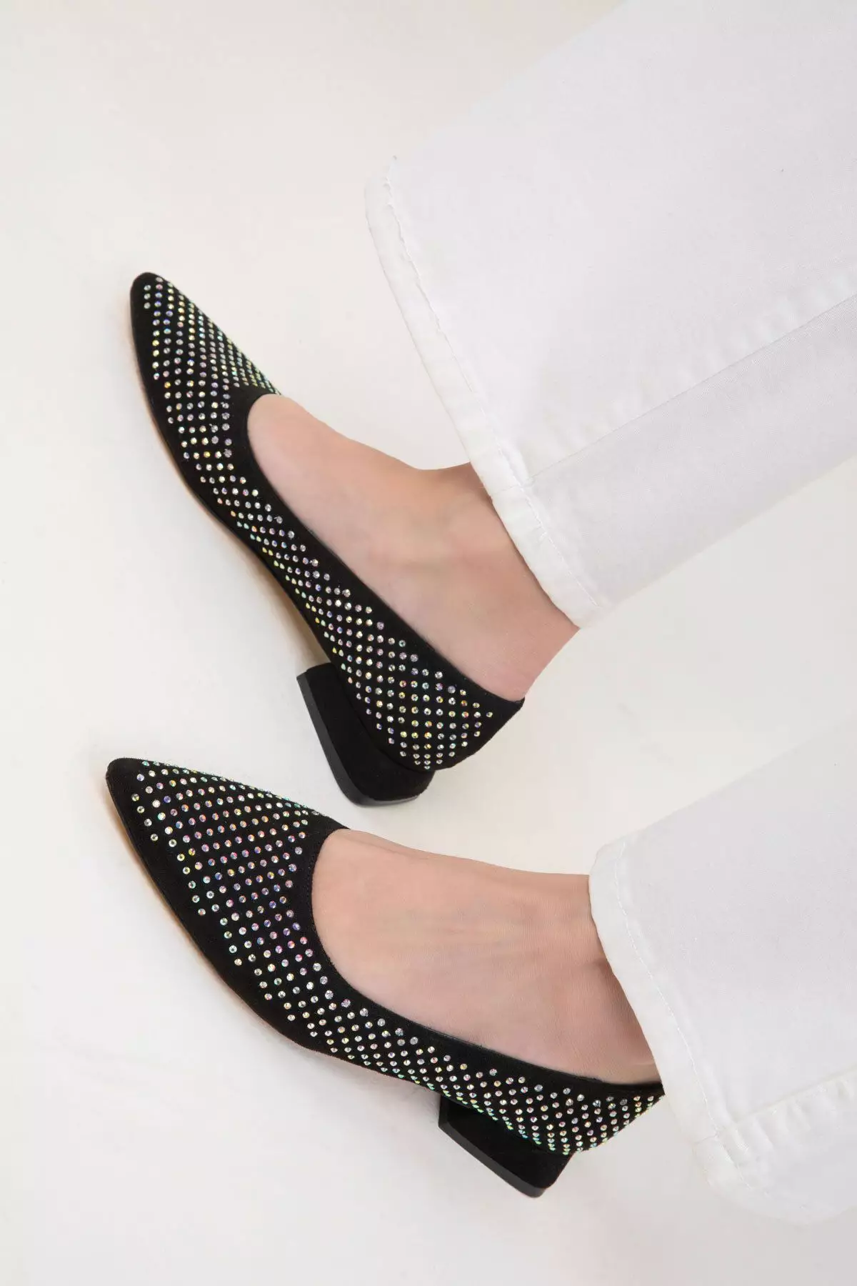 Discount on Soho  shoes - SKU: Classic Shiny Low Chunk Heels