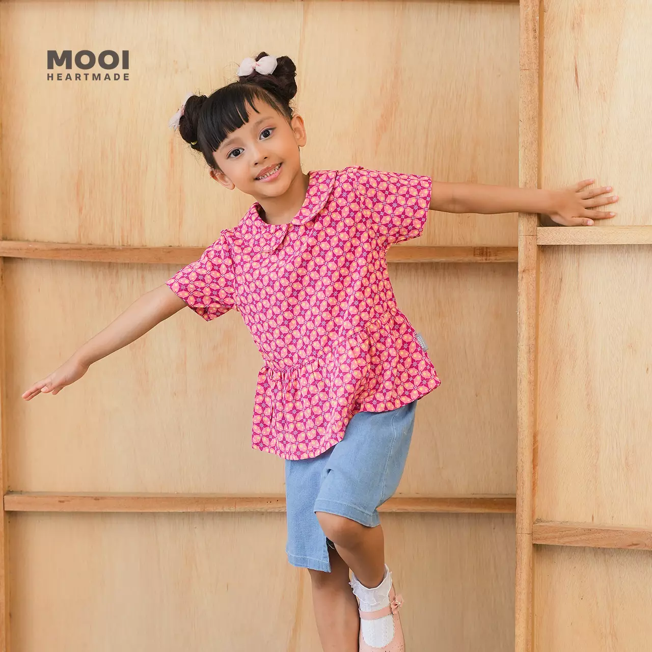 Mooi Atasan Batik Anak Perempuan Aruna Batik Top - Nude Brown