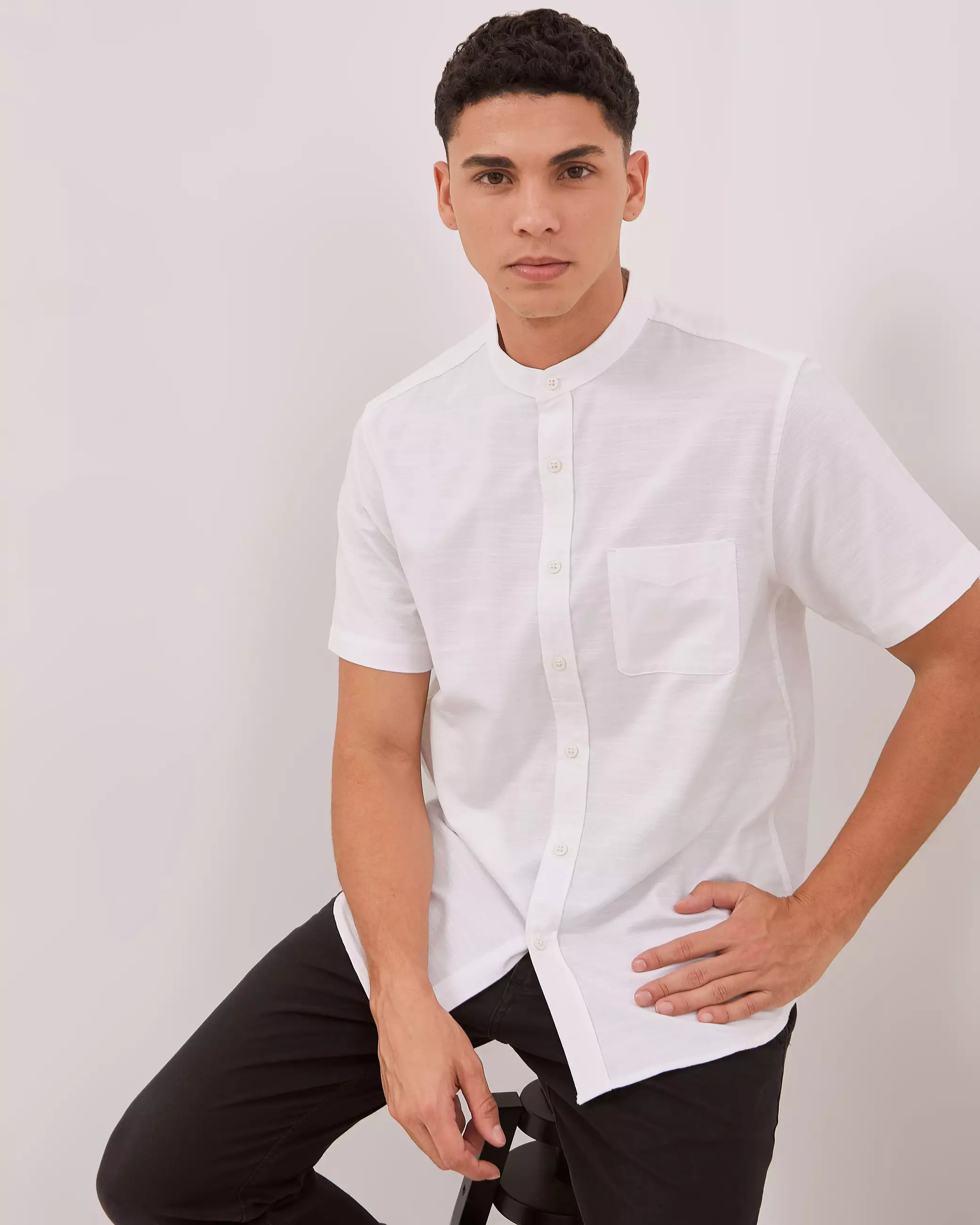 AMK Kemeja Shanghai Pria Lengan Pendek SHG Laurel Ss White