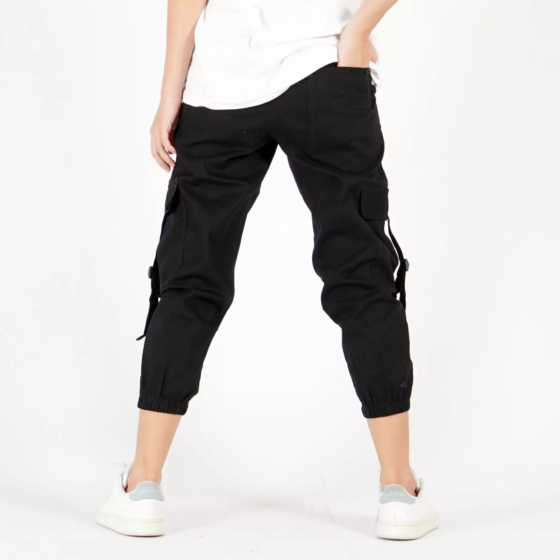 Fira Cargo Jogger Pants Celana Cargo Wanita 3/4 Cargo Joger Celana Ankle Wanita - HITAM