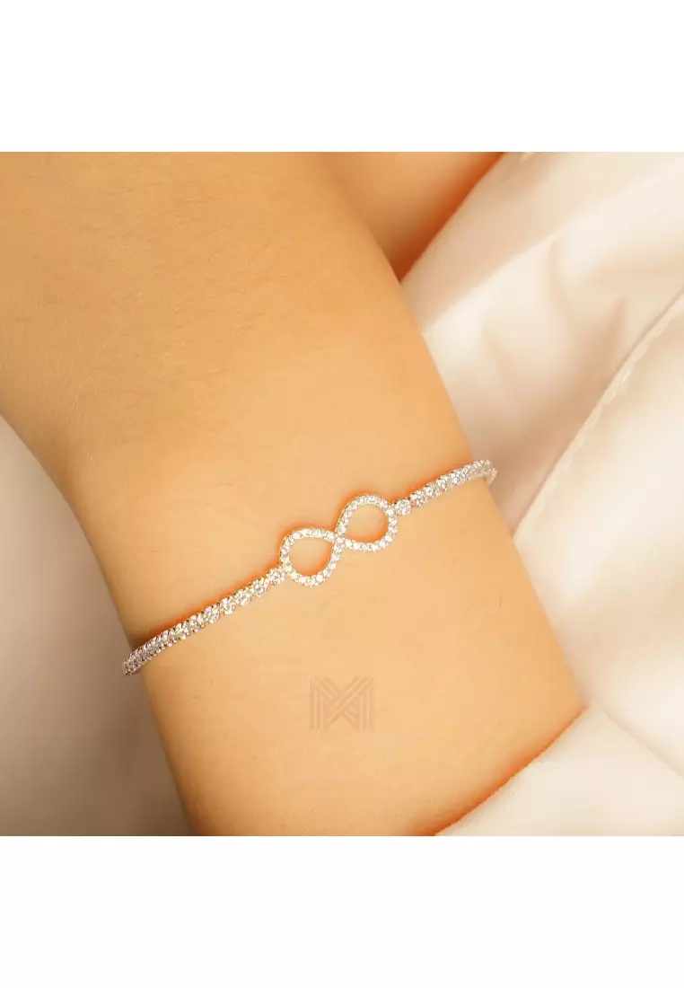 Millennia 2000 Infinity Cubic Zirconia Silver Adjustable Bracelet with 925 Sterling Silver