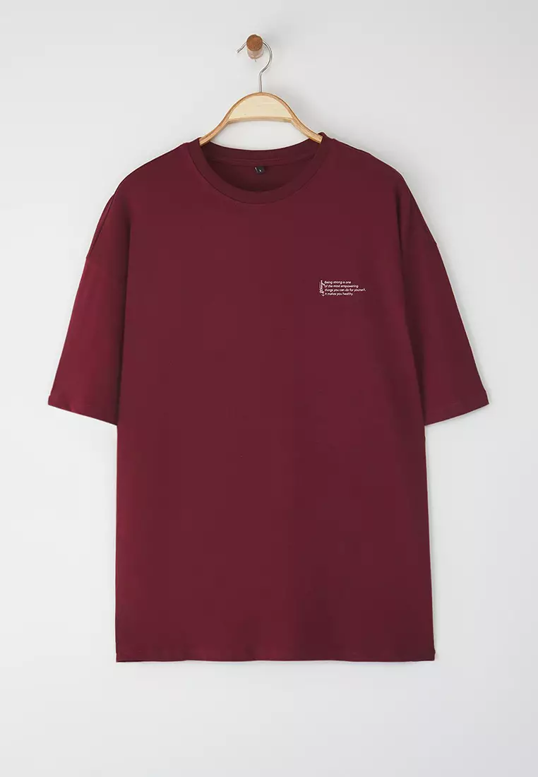 Claret Red Oversize 100% Cotton Crew Neck Minimal Text Printed T-shirt TMNSS23TS00084
