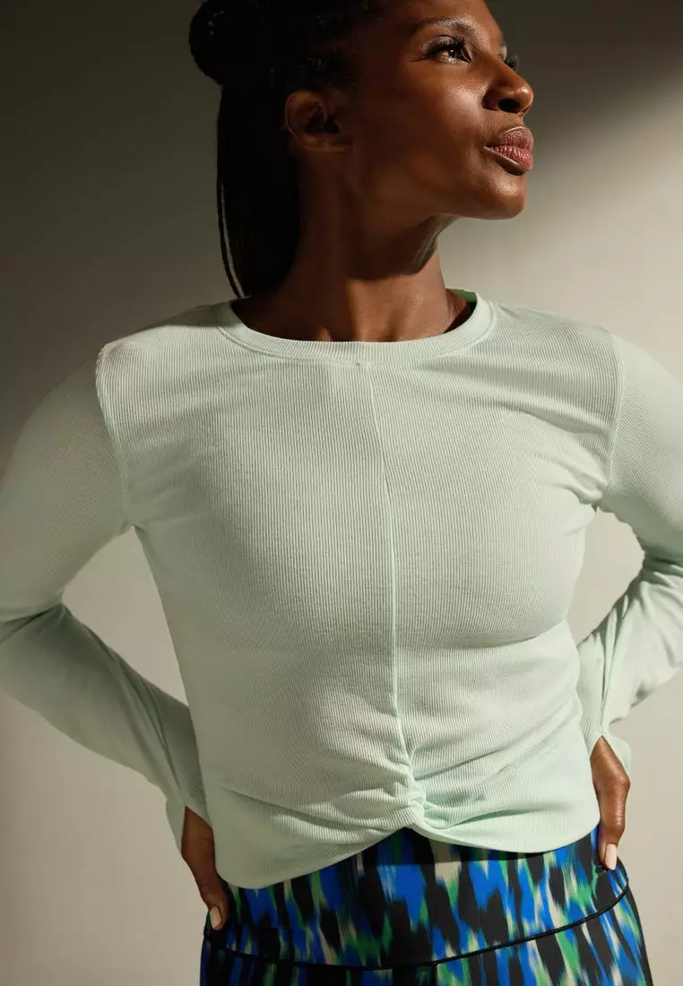 Top websites for women's clothing 2025