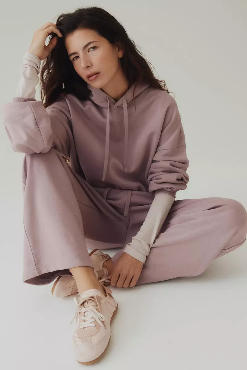 Pleat-front sweatpants