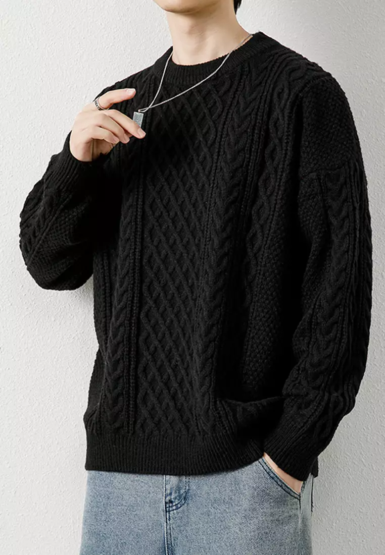 Black top knitted sweater