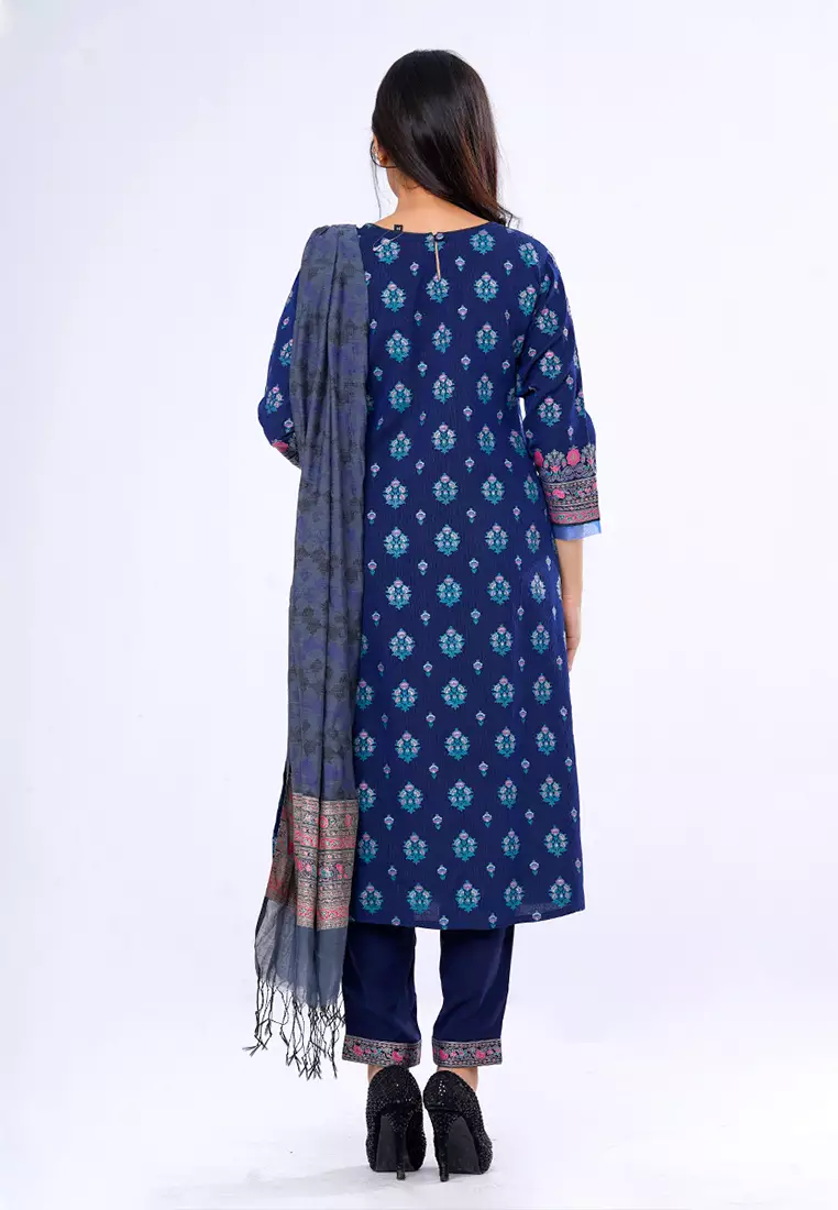 Le Reve 手工制作长袍（带下装和围巾）