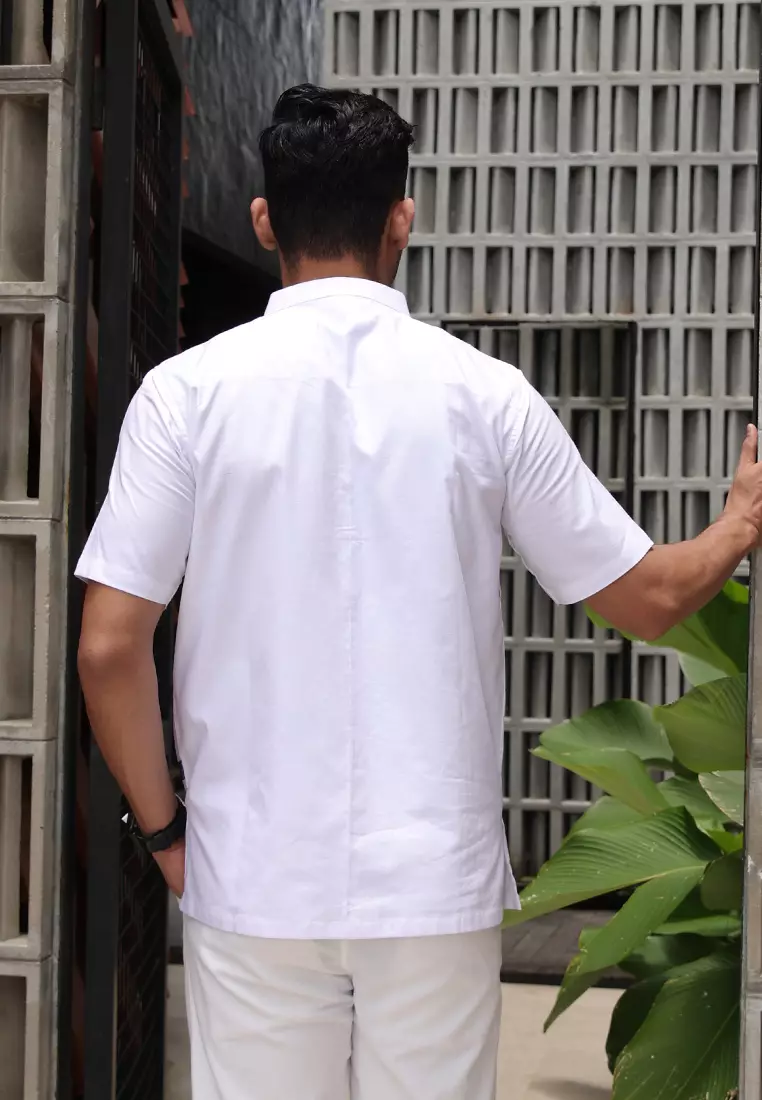 Hadinata Batik Koko Cap Pendek Azka White Raya Series