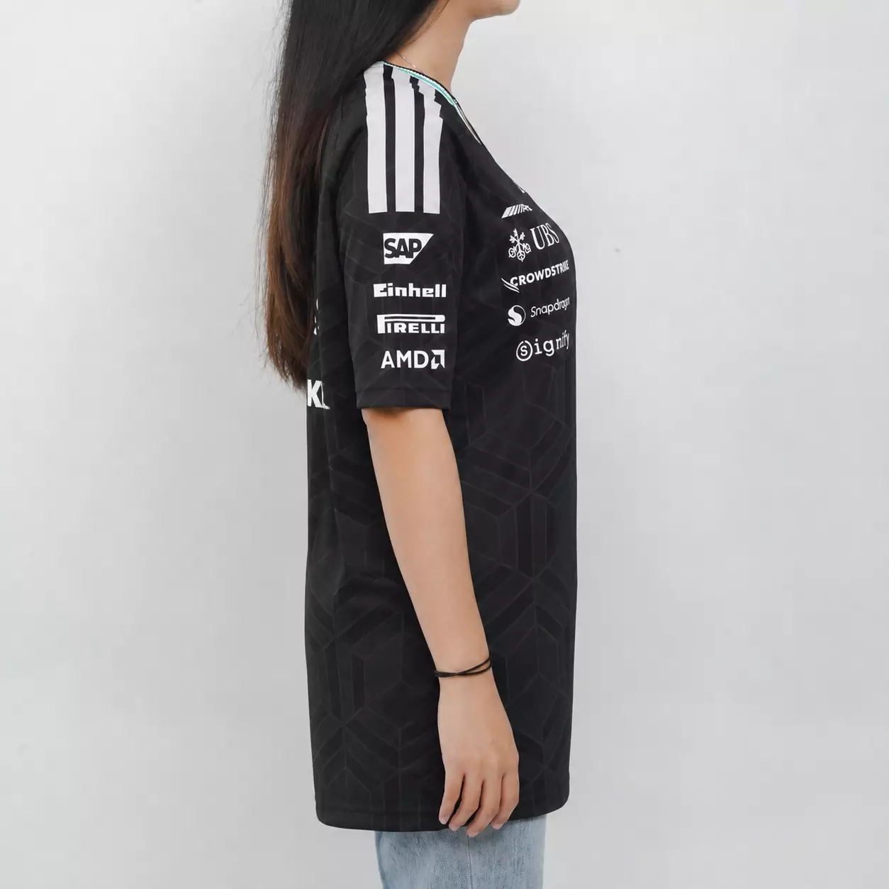 Kaos F1 FORMULA ONE PETRONAS MERCEDES AMG BLACK DRIVER 2026 TSHIRT 100% ORIGINAL