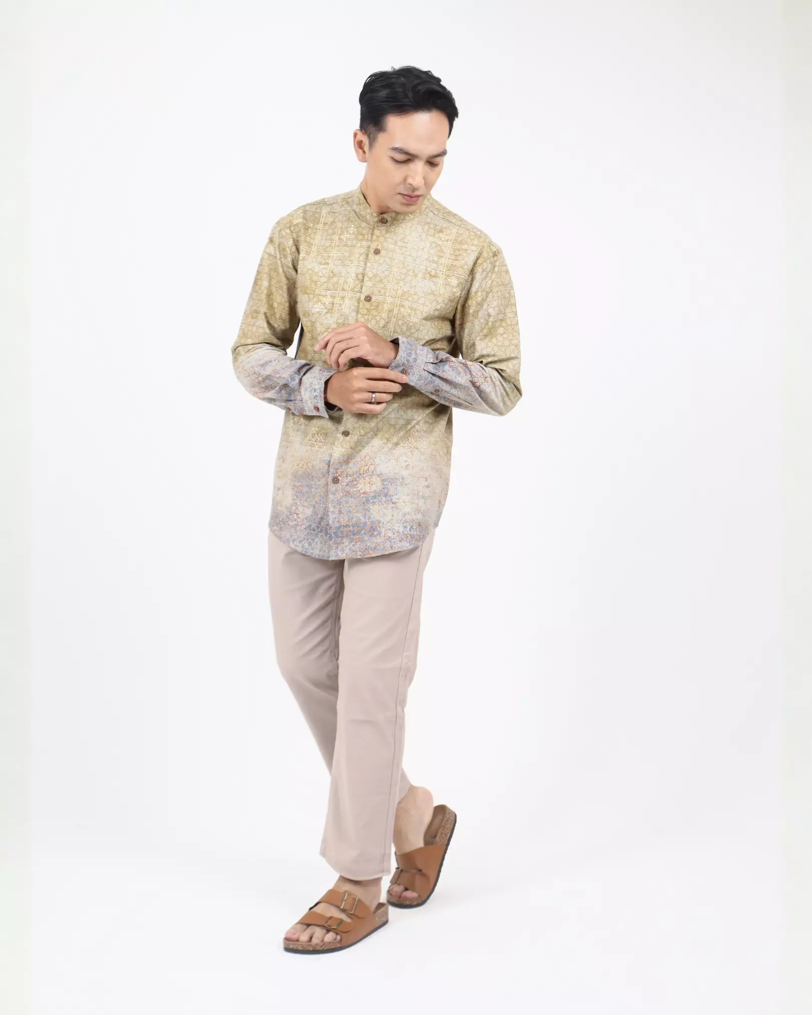 AMK Kemeja Koko Pria Lengan Panjang KK Taha S/s Cream