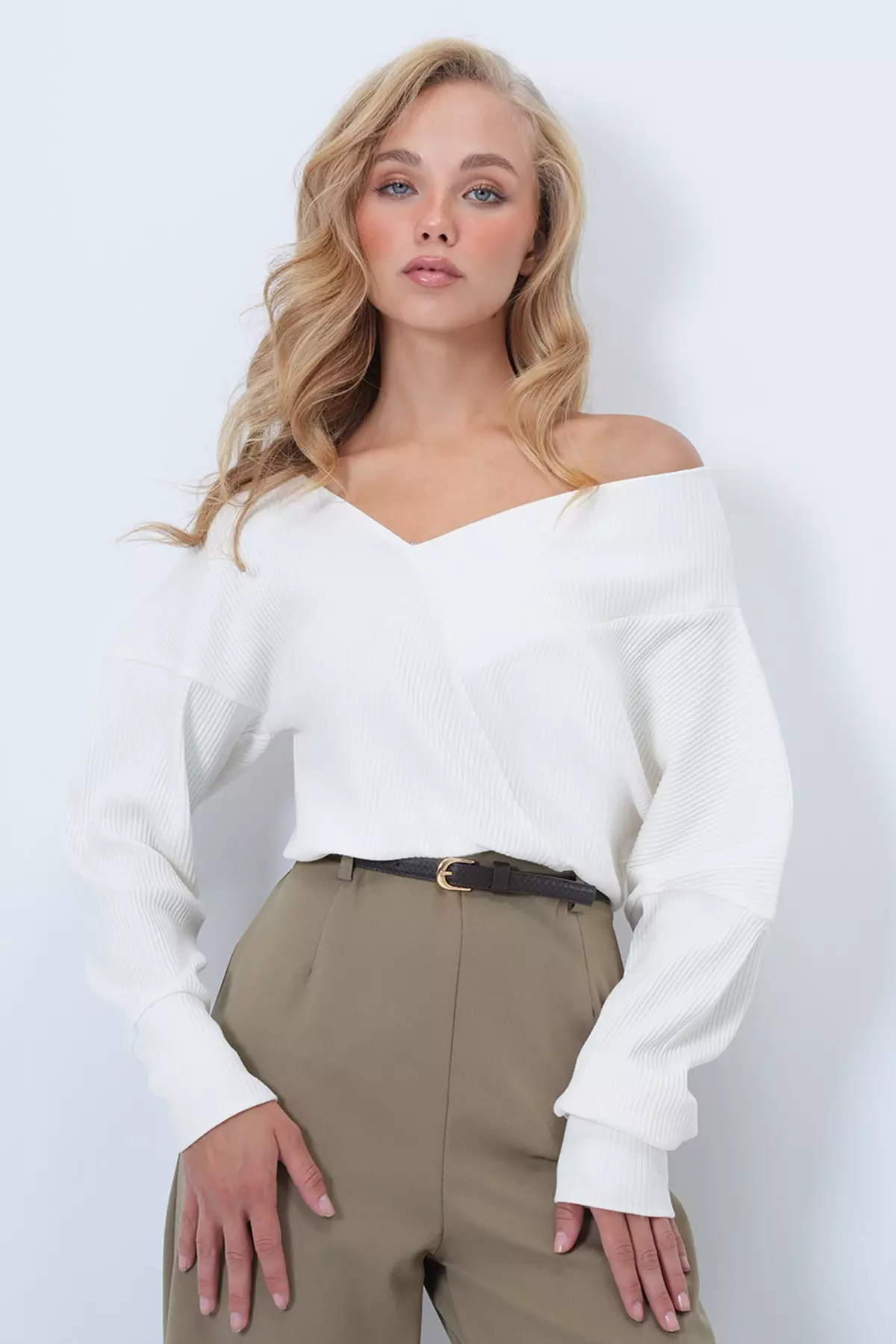 Women's White Front Back V Neck Asymmetrical Cut Blouse Alc-X14564