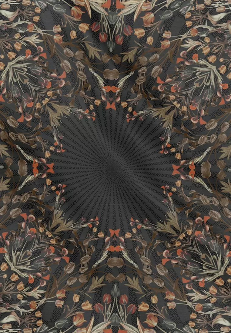 Tulip Satin Square - Crow