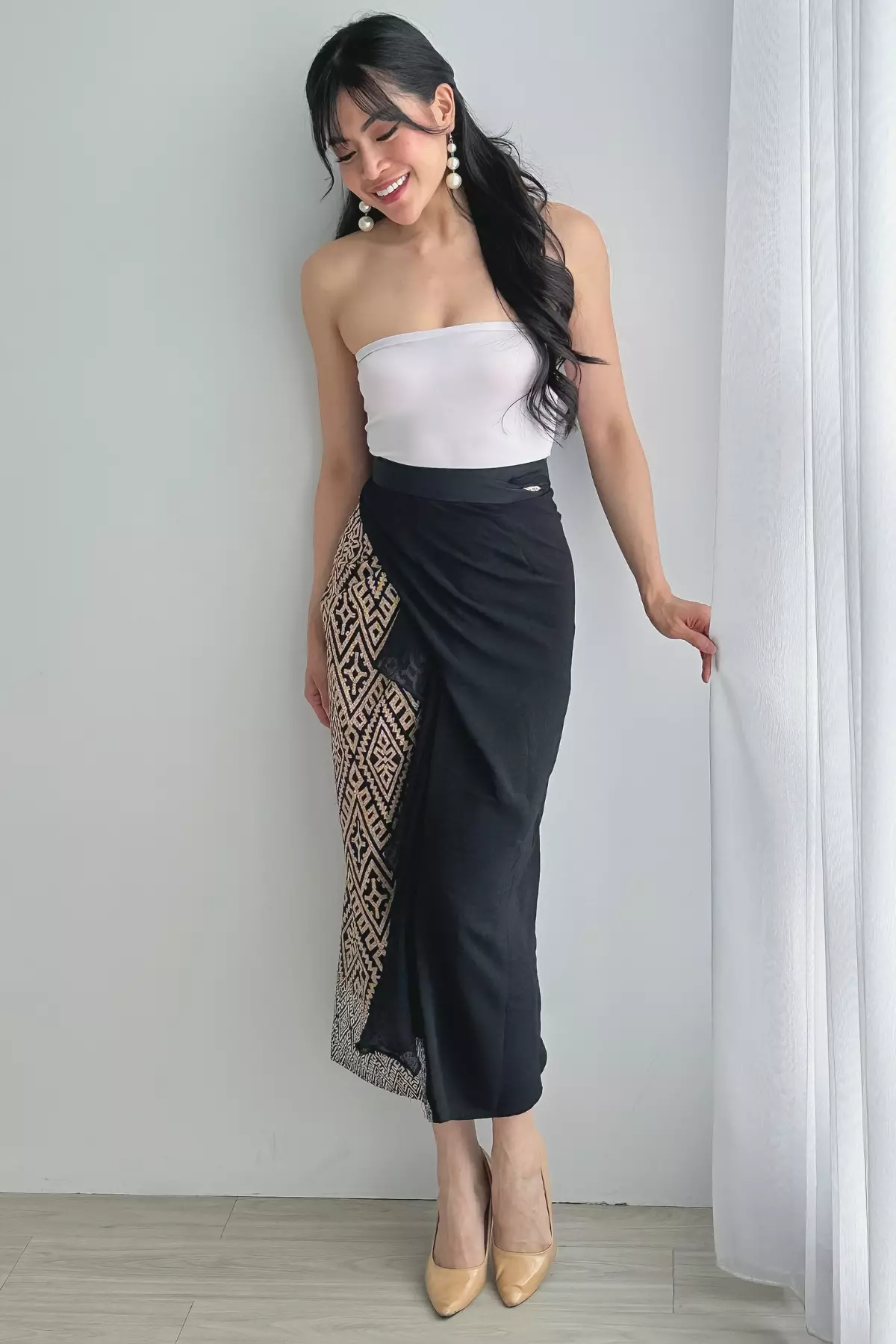 Andhika Frills Batik Krem Sarong Rok Lilit Batik