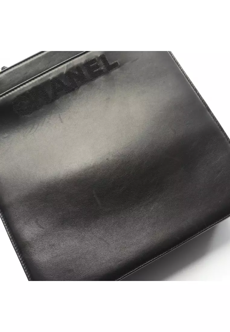 Pre-Loved Chanel Handbag tote bag lambskin black gold hardware logo