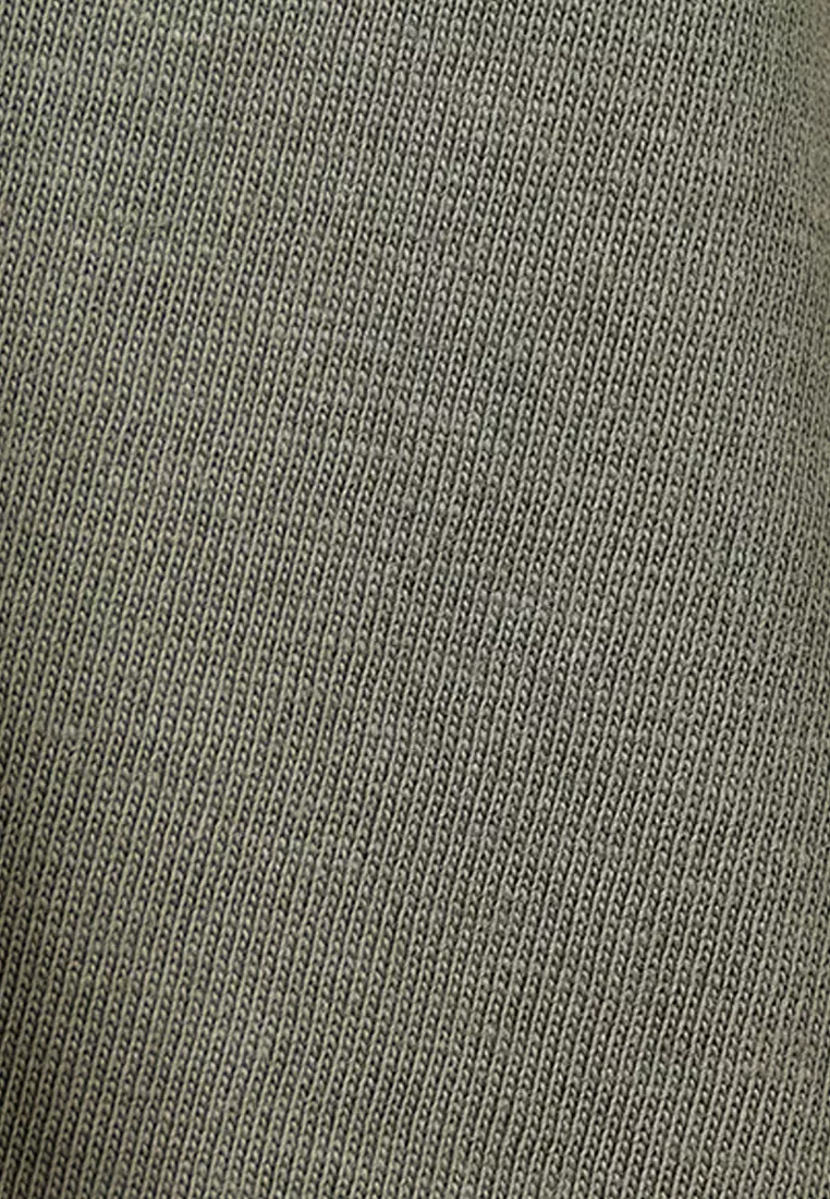 Cropped Fit Music T-Shirt