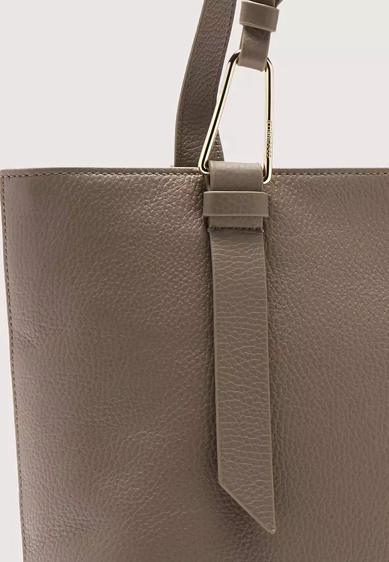 Malory Medium Tote Bag