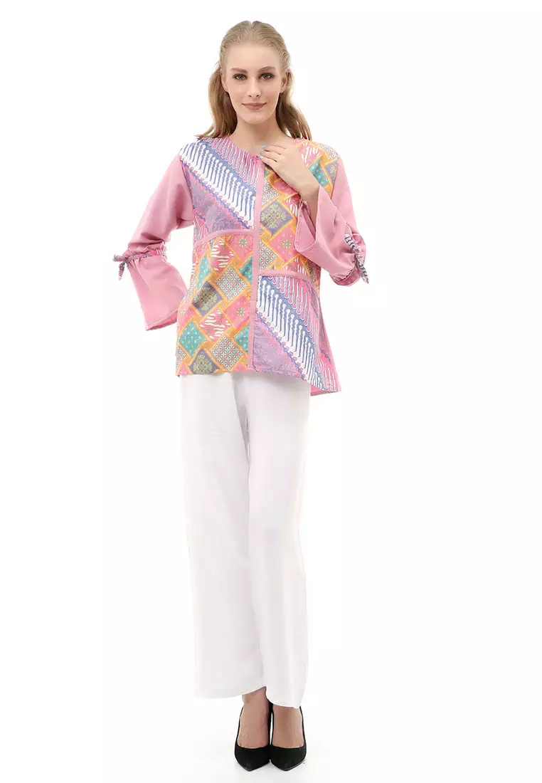 Lynelle Blouse Batik Wanita Safeya Lengan Panjang Material Cotton ORIGINAL - Pink
