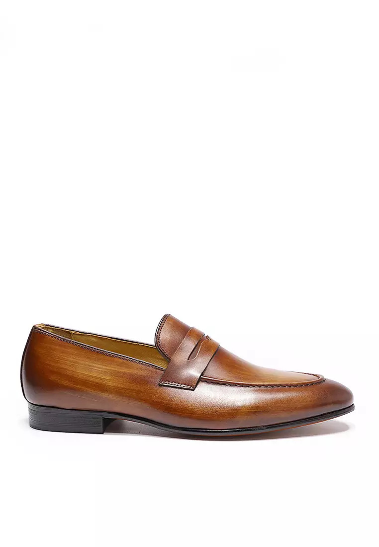 Discount on Twenty Eight Shoes  shoes - SKU: VANSA Leathers Slip-on Loafer Shoes VSM-F125101