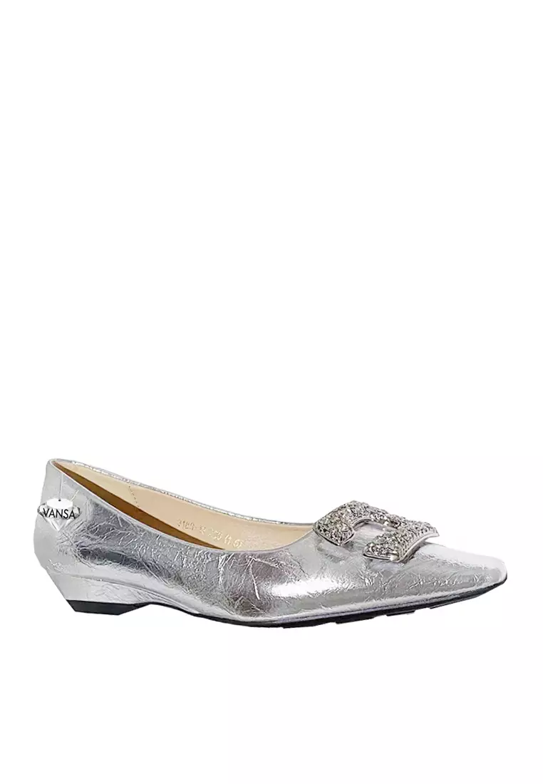 Discount on Twenty Eight Shoes  shoes - SKU: VANSA C-shaped Imitation Rhinestone Buckle Low Heel Shoes VSW-F-3189-12