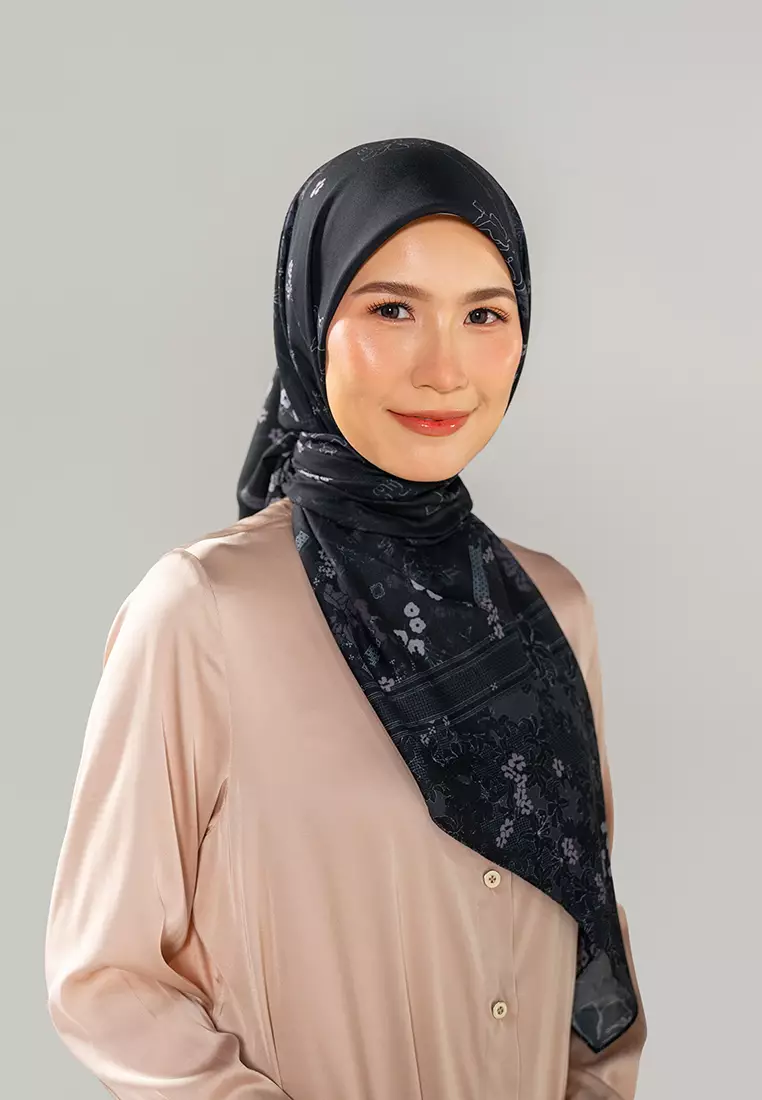 Kami Ola Signature Scarf Black