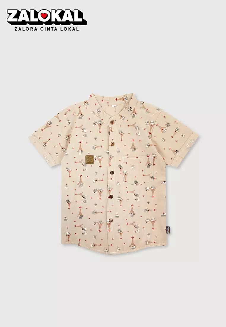 Wakakids Kemeja Anak Laki Laki Usia 1 Tahun Hingga 8 Tahun Atasan Baju Kerah Shanghai Mandarin Collar Motif Eiffel Tower Full Printing 4231 Vensk Cream