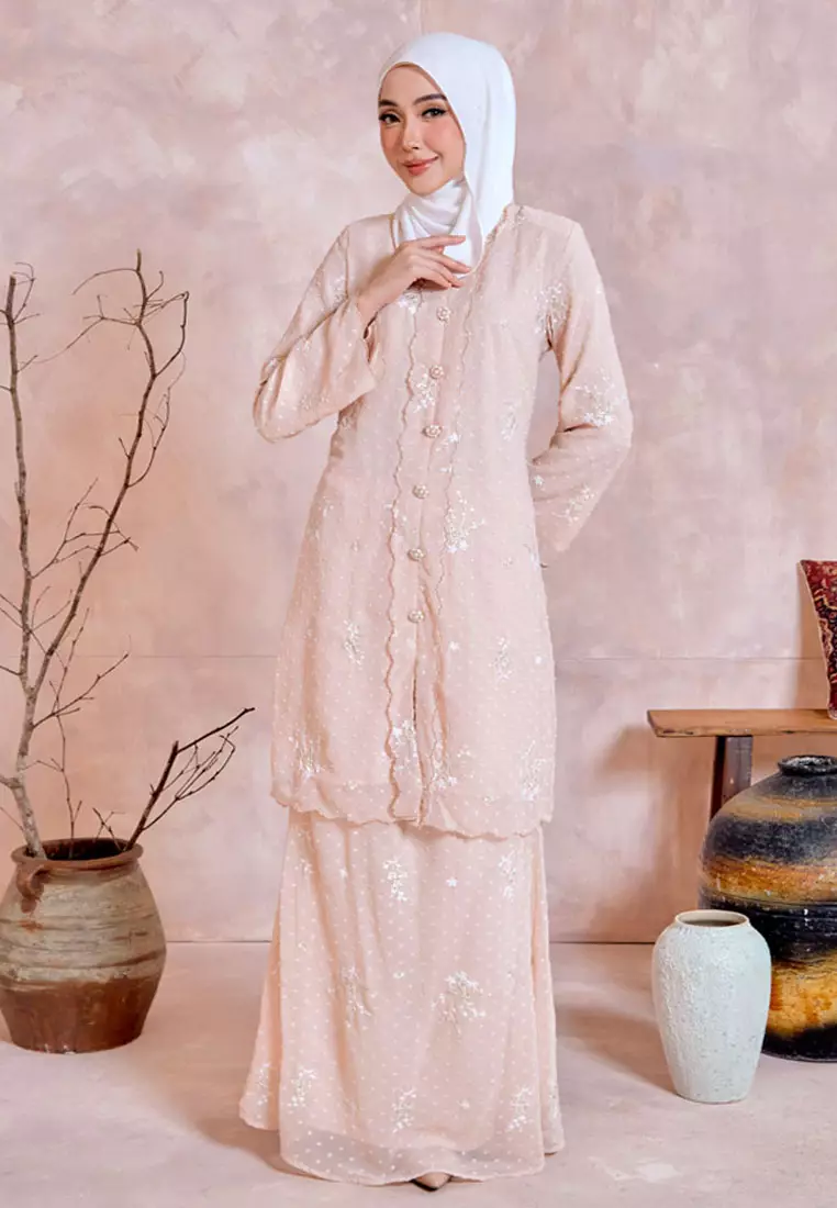 Mayang Chiffon Embroidered Kebarung Modern