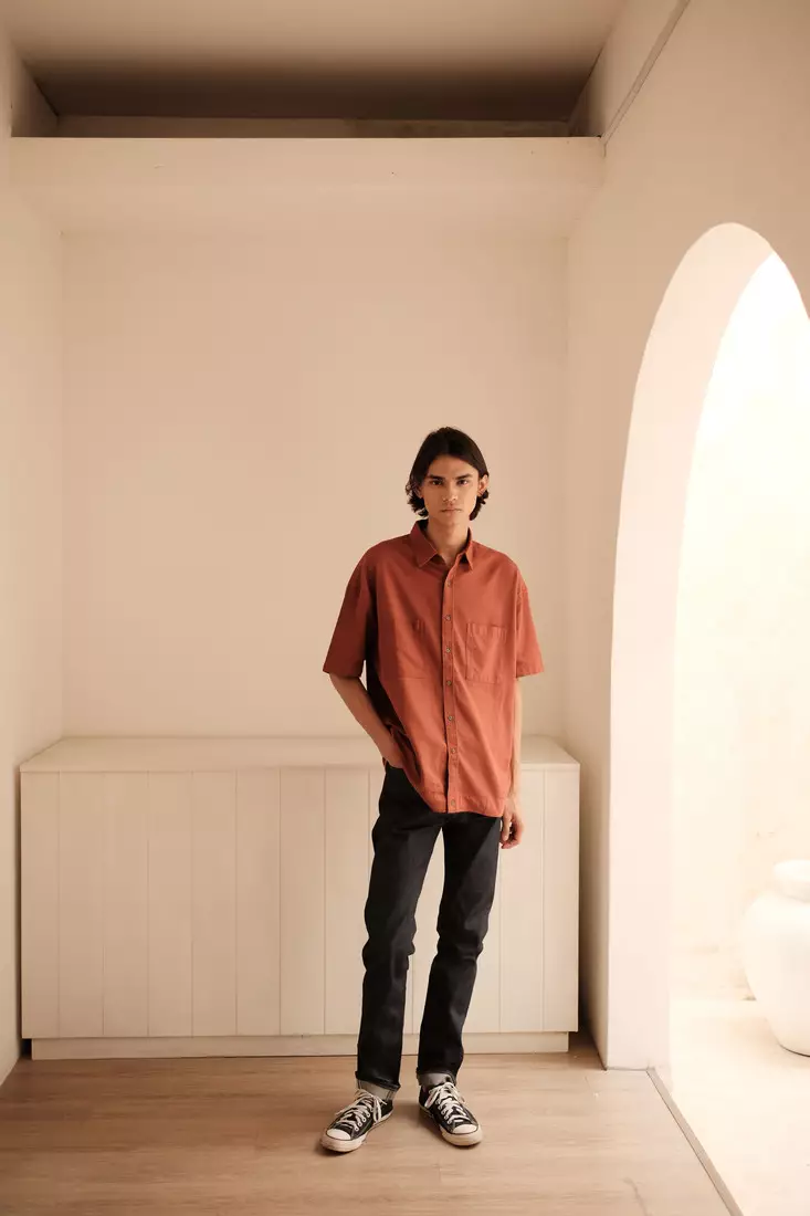 Larusso Kemeja Pria Basic Oversize Rami Pendek - Orange Brick M007