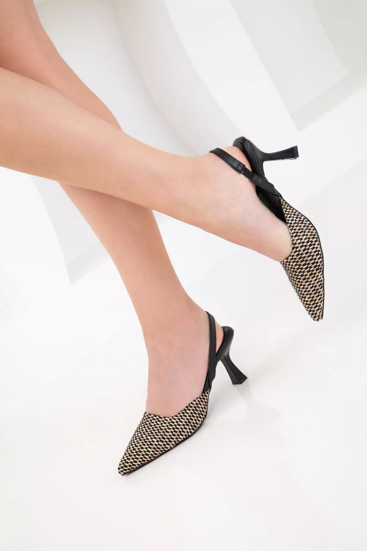 Black-Beige Women's Classic Heeled Shoes 20430