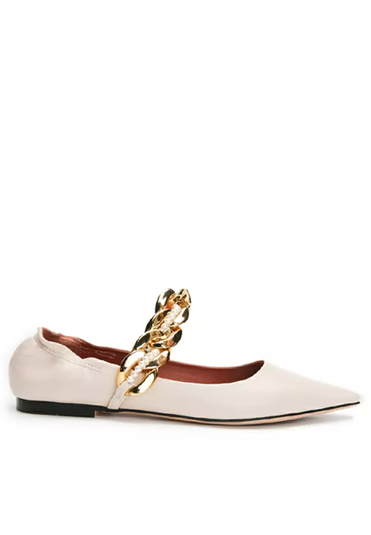 Discount on Twenty Eight Shoes  shoes - SKU: Pearl Metal Strap Flat Shoes Ylt2021-88