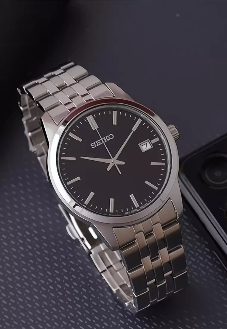 Seiko Quartz Classic Silver Stainless Steel Bracelet - Jam Tangan Analog Pria - SUR401P1
