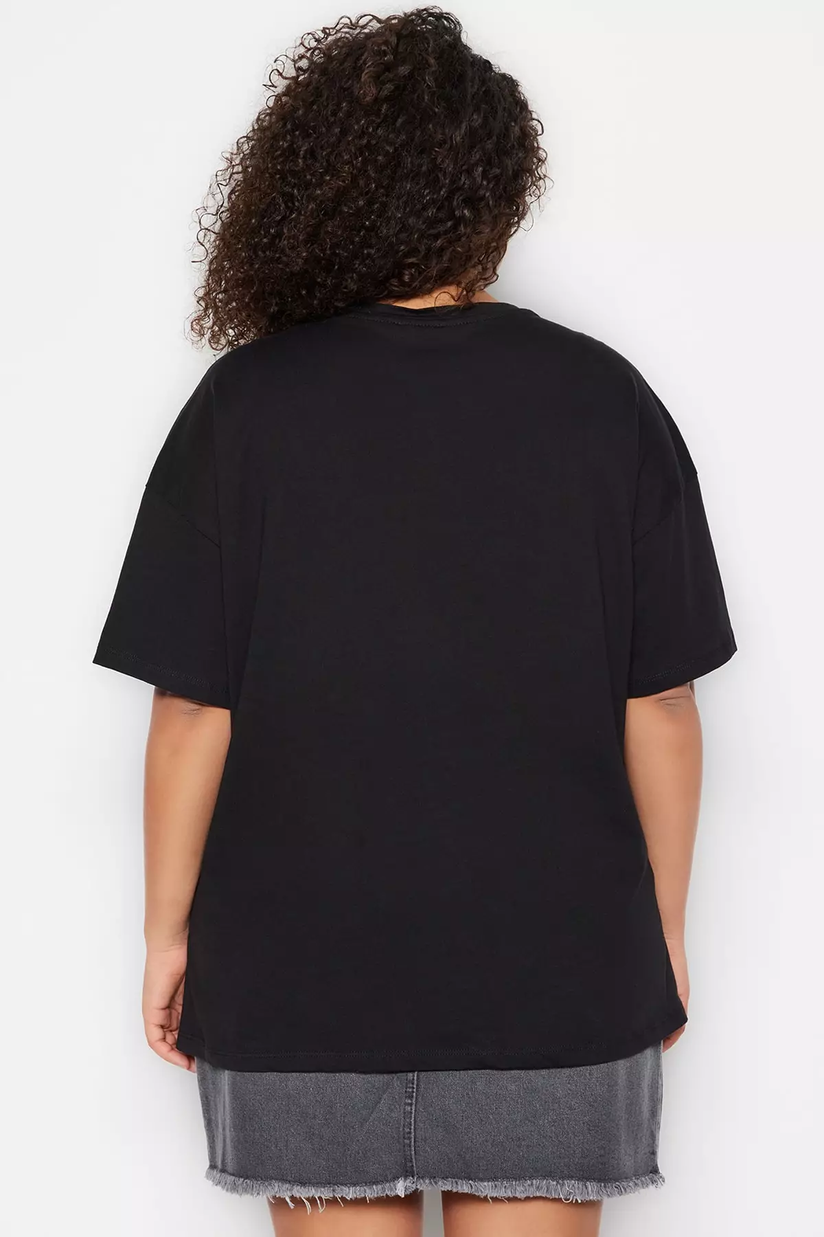 T-shirt Basic Donna Trendyol – Girocollo, Maniche Corte, Vestibilità Regolare, 100% Cotone, Colore Bianco, Taglia S/36