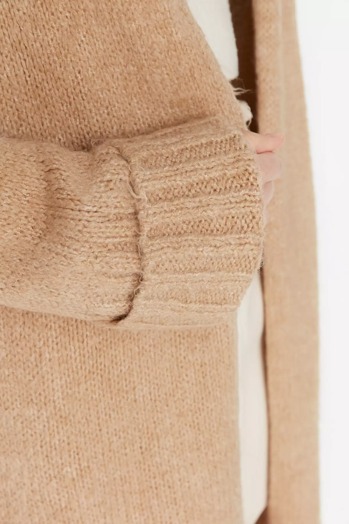 Soft Textured Knit Cardigan