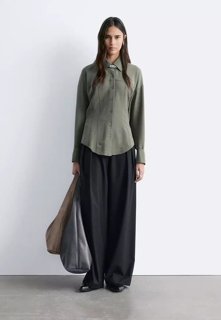 Balloon-Sleeved Tapered Shirt