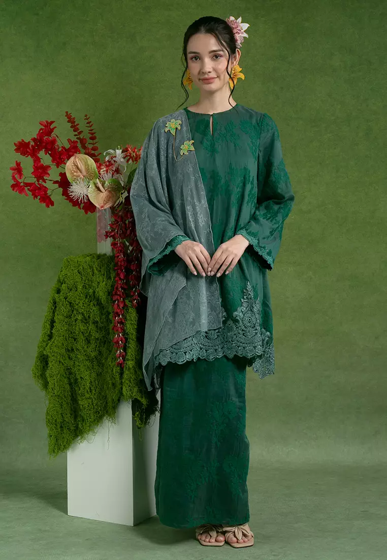 Marina Kurung Labuh Set with Selendang