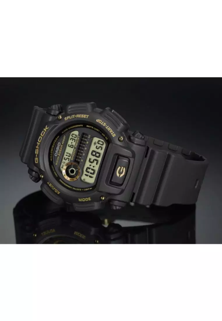 Watch DW-9052GBX-1A9DR