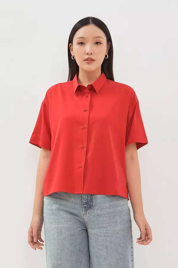 Minimal x Marsha Aruan - Miya - Kemeja Lengan Pendek - Red Colour Red