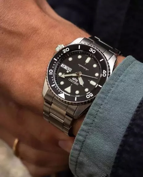 Jam Tangan Pria Seiko 5 Sports SRPK29K1 Strap Stainless Steel Silver 5KX Midi SKX Sports Style Black Silver