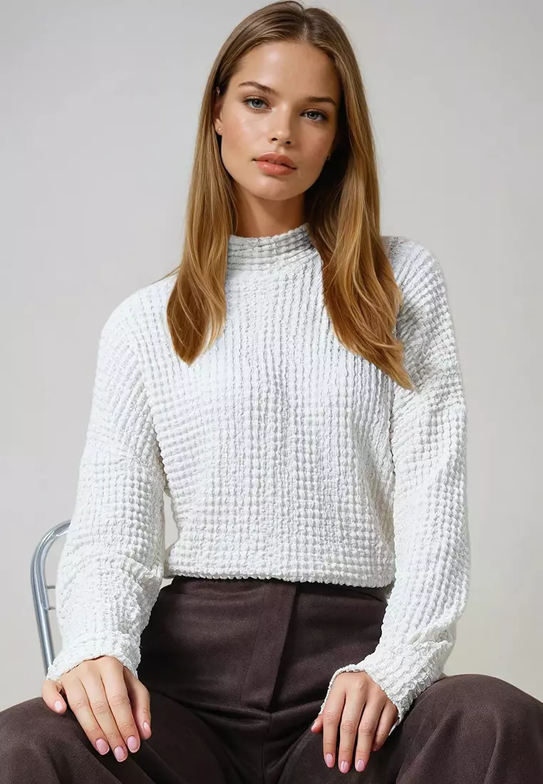 Mock Neck Long Sleeves Top