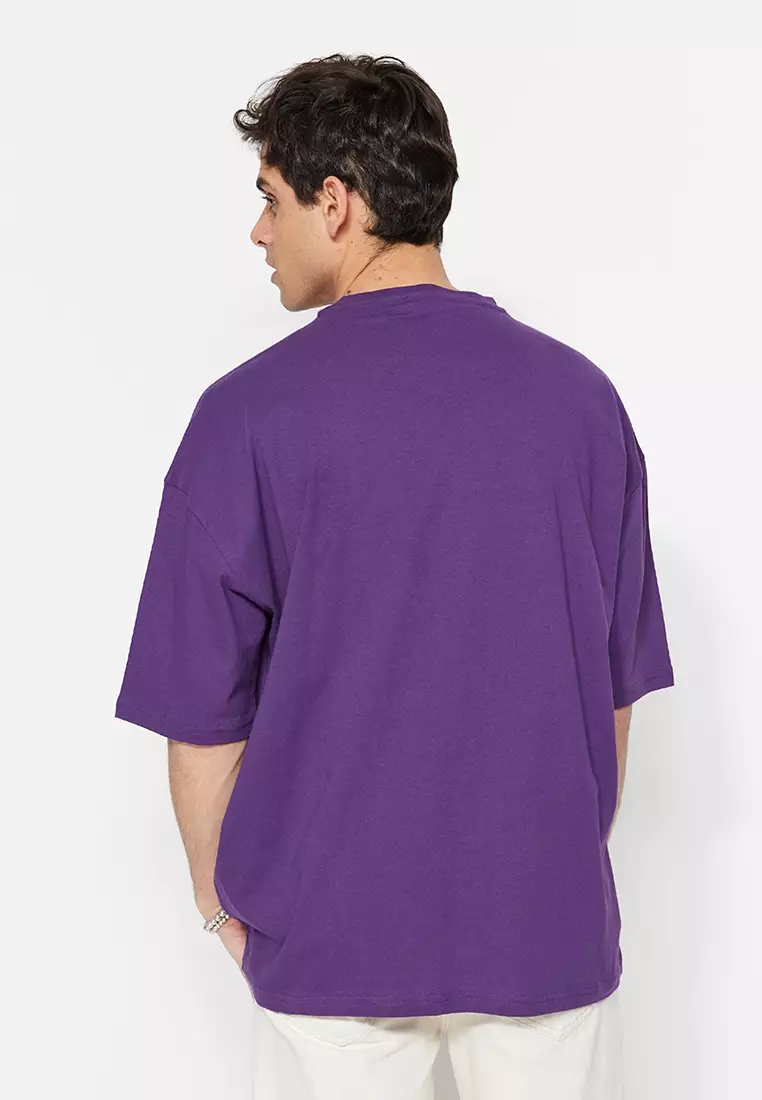 Wide Cut Crew Neck Short Sleeve Urban Print T-Shirt