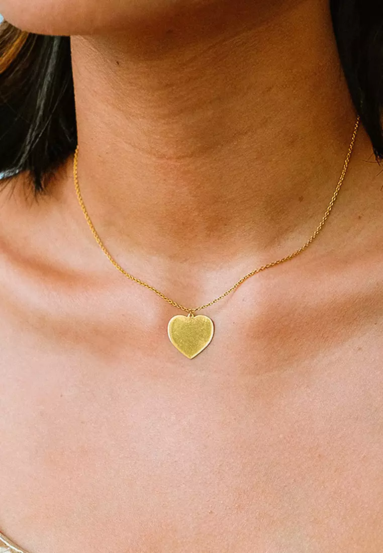 Engravable Heart Necklace 18k Gold