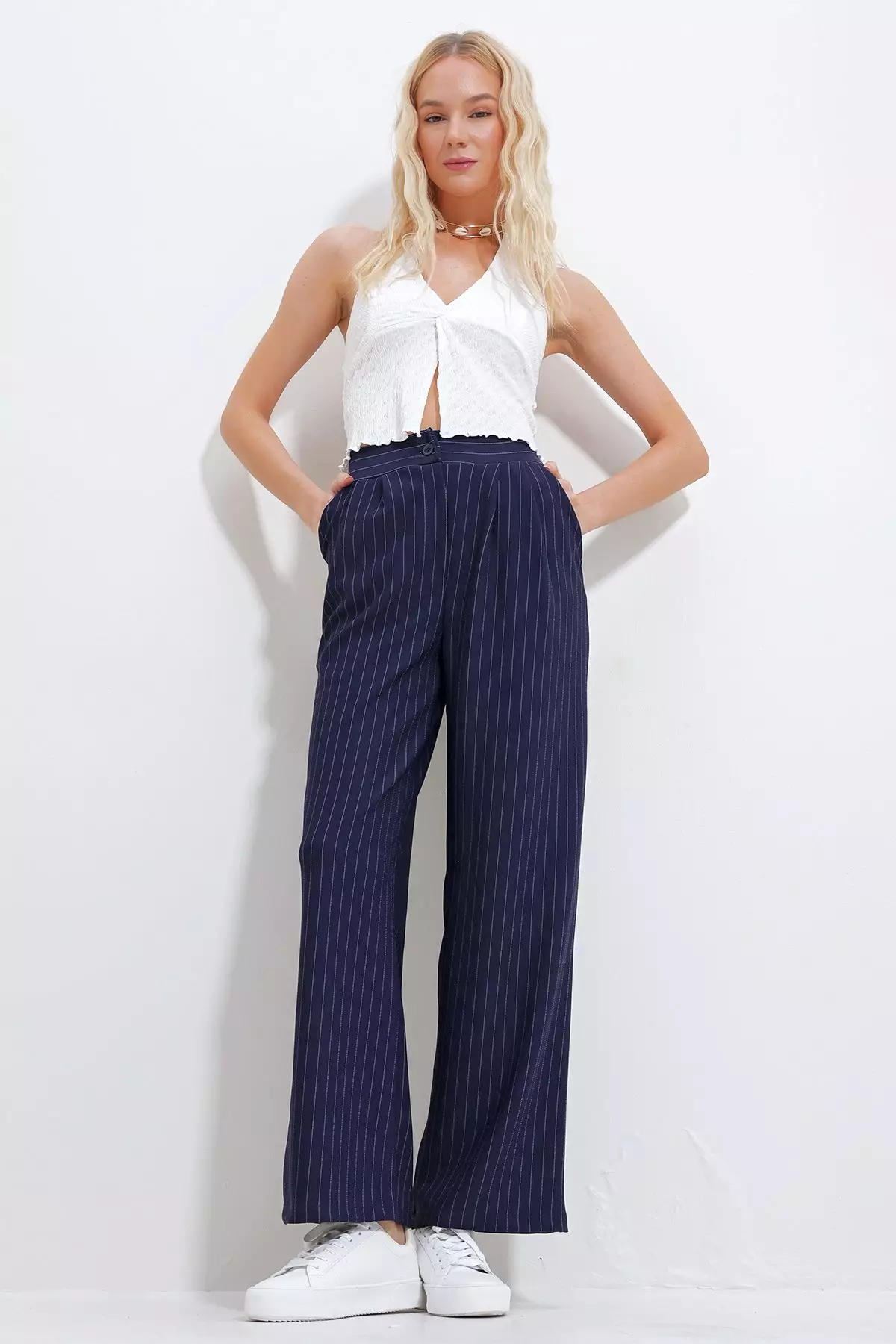 Women's Navy Blue Striped Double Pocket Palazzo Knitted Trousers