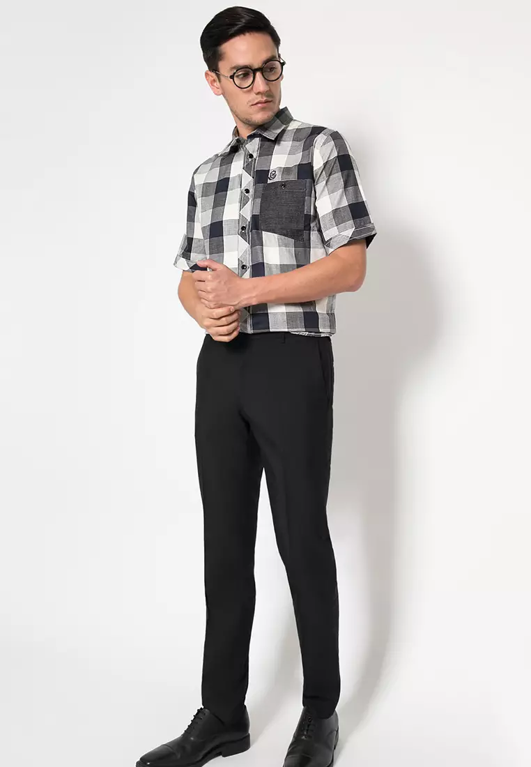 Johnwin Kemeja Casual Kotak-Kotak Hitam Putih Abu-Abu