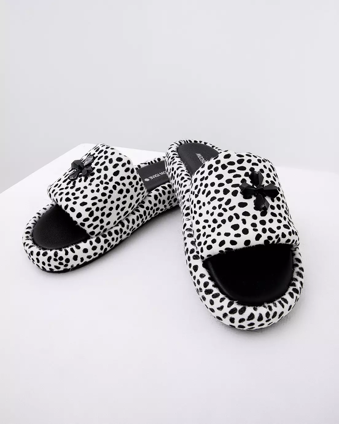 Pantolets