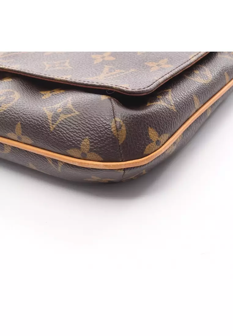 Pre-Loved Louis Vuitton musette tango long strap monogram Shoulder bag PVC leather Brown