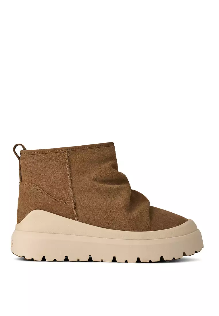 Buy UGG Men's Heritage Utility Mini Classic Boot Chestnut