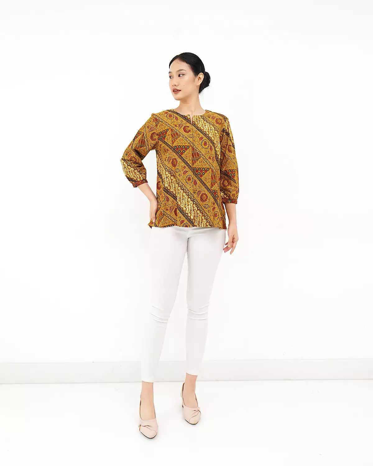 Blouse Lengan Panjang Batik Motif Pesona 3 Negeri